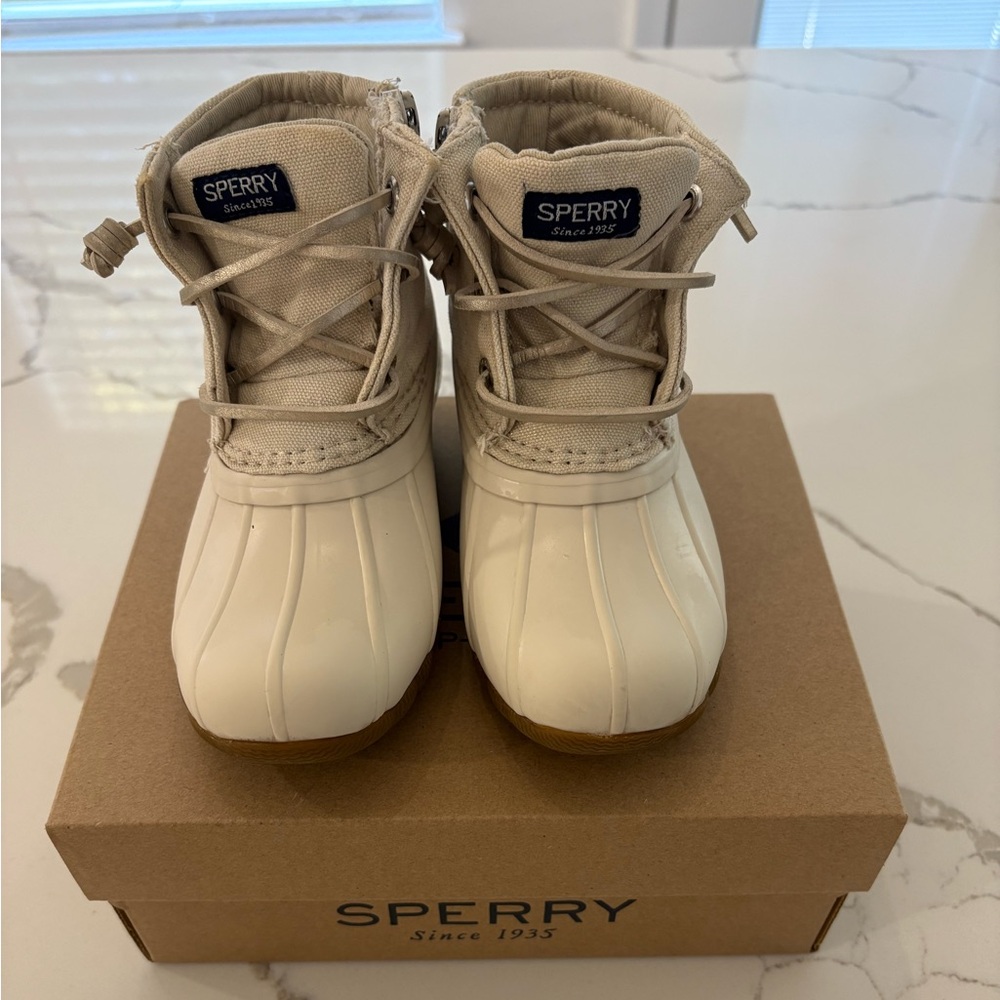 Sperry Kids' Off white and Tan Duck boots